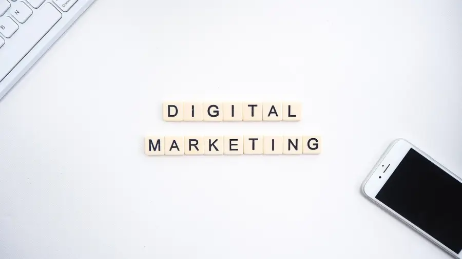 Perché è importante scegliere corsi di digital marketing