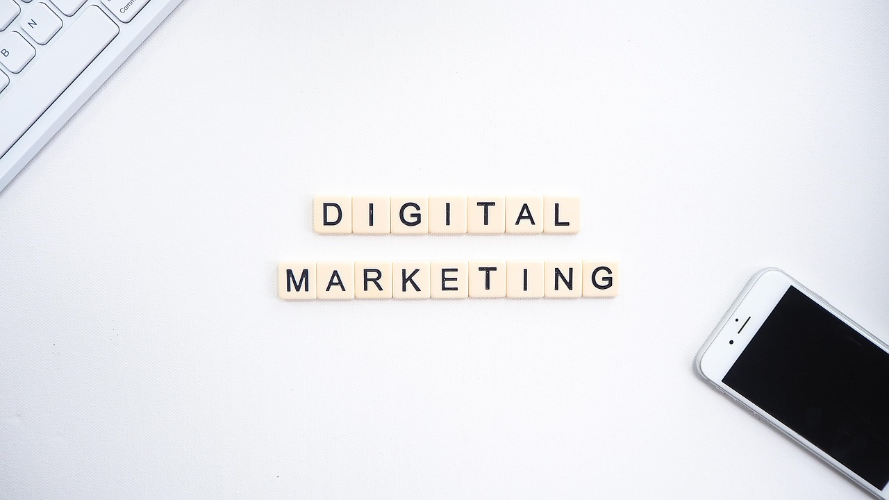 Perché è importante scegliere corsi di digital marketing